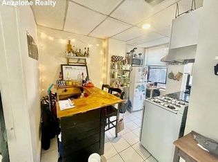 11 Charter St #444, Boston, MA 02113