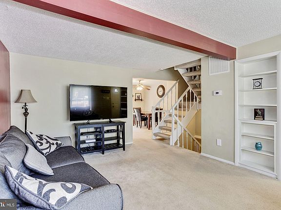 3rd image of 3264 Wyndale Ct