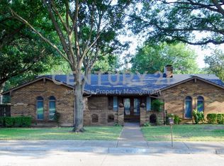 2113 Vega Ct, Grand Prairie, TX 75050