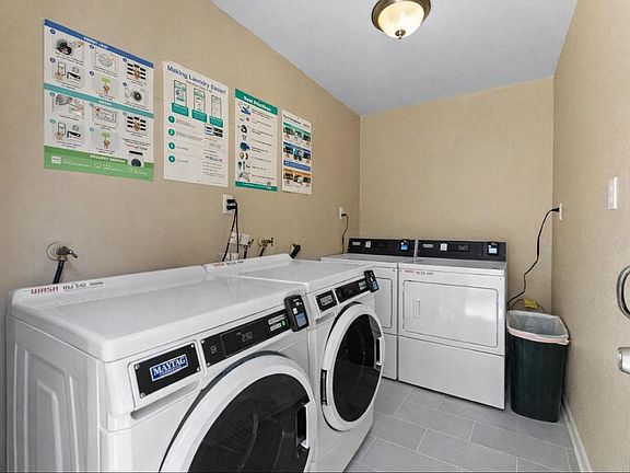 3rd image of 5460-5468 Imperial Ave #5468A