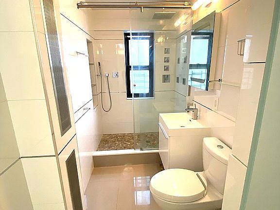 2nd image of 264 E Broadway APT C1206