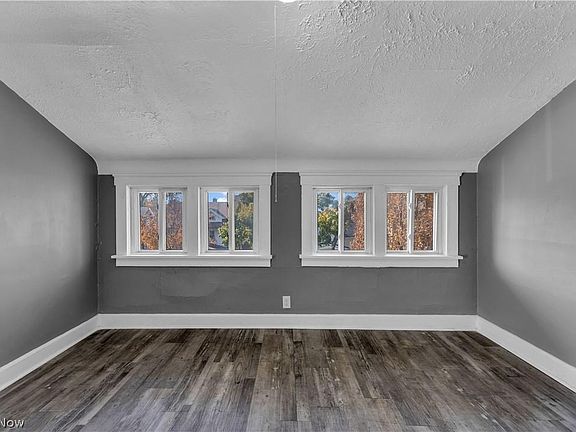 5th image of 3215 W 100th St #3