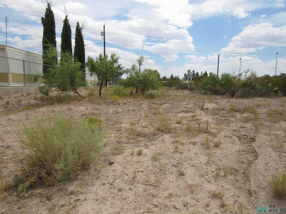 1st image of 300 Calle Del Prado