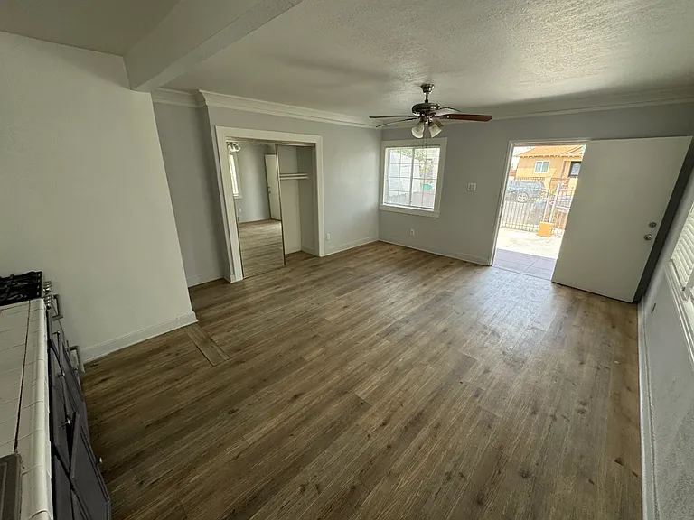 1234 Rolland Curtis Pl — Photo 10
