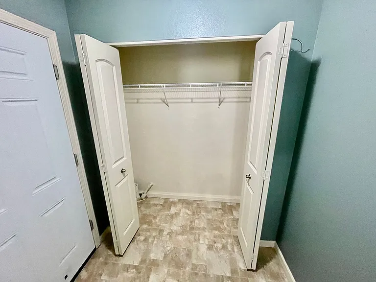 12947 NW Clement Ln — Photo 35