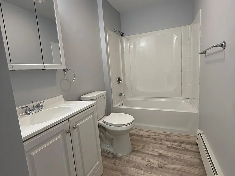 61 Vale St #6 — Photo 7