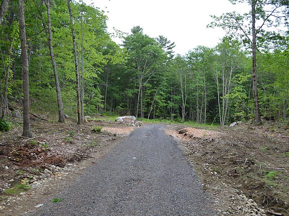 2nd image of 1 Heron Cove Road