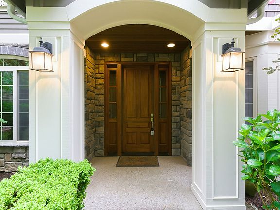 4th image of 15846 Allison Pl