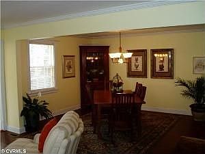 4th image of 216 Sunset Dr