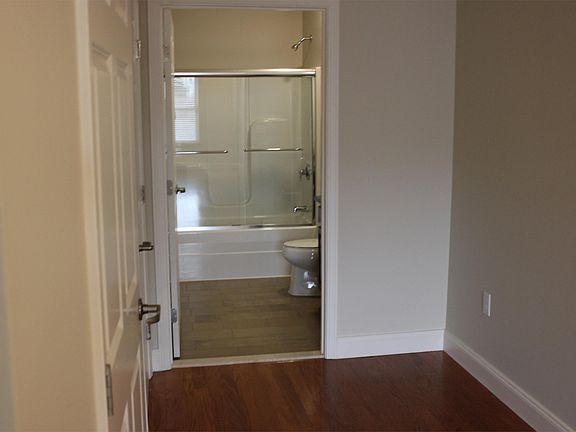 4th image of 28 Goodhue St Unit 207