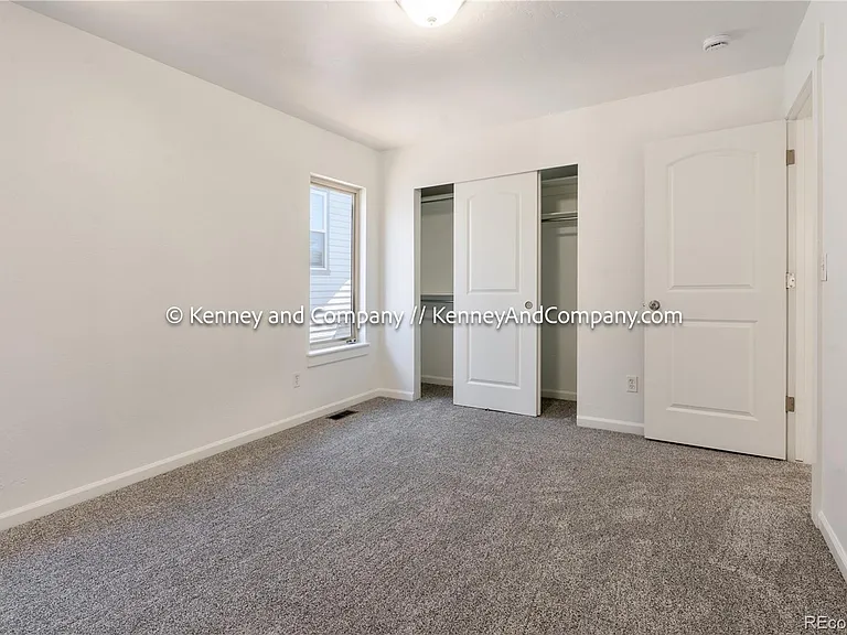 109 Cantril St — Photo 17