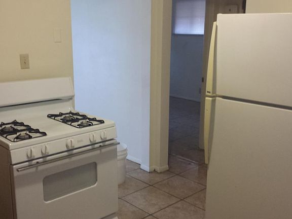 2nd image of 1103 N Camilla Blvd #C