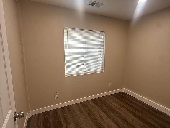 5th image of 3479 W 48th Ave #B