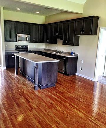2nd image of 1074 Pusher Pl