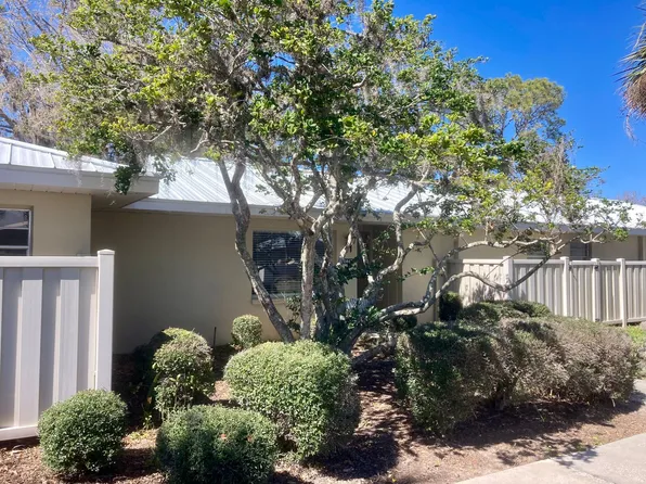 11449 W Bayshore Dr, Crystal River, FL 34429