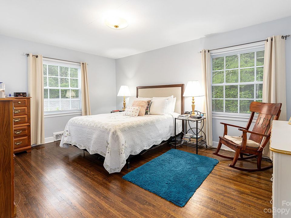 3 Forestdale Dr Asheville NC Zillow