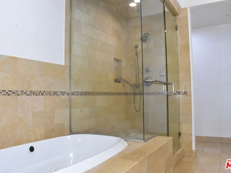 235 S Gale Dr #101 — Photo 12