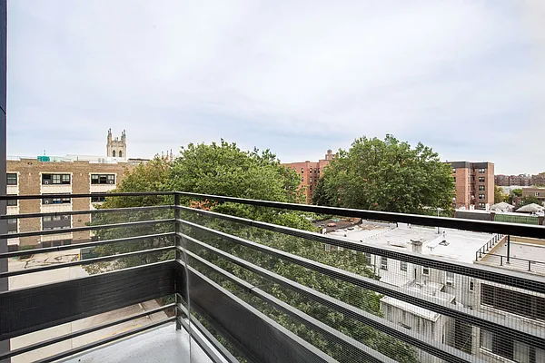 Rented by Nooklyn NYC LLC | media 98