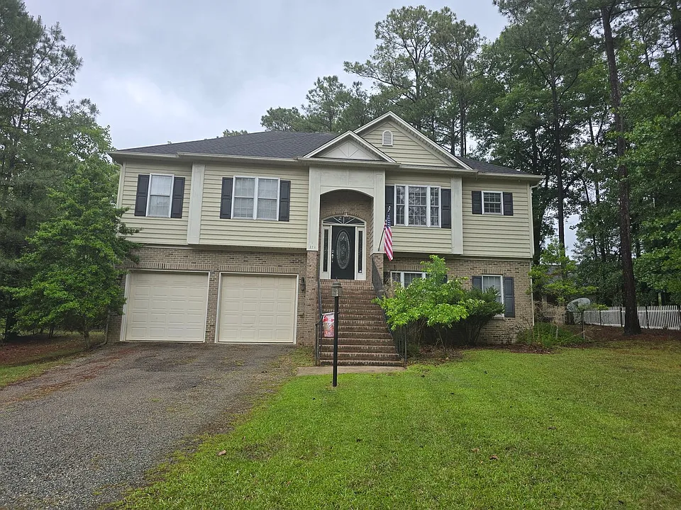 174 Cedar Ln