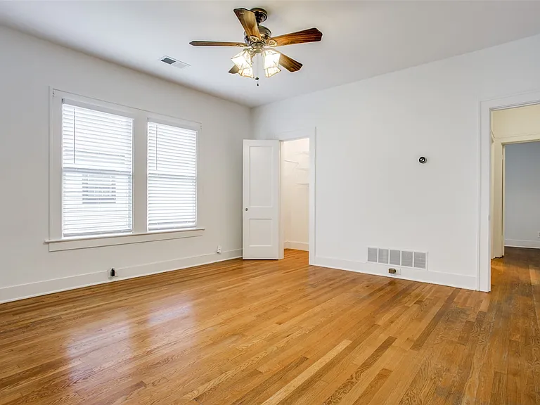 6210 Victor St — Photo 12