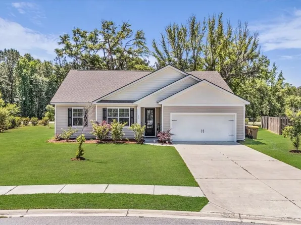 11 Wedge Circle, Richmond Hill, GA 31324