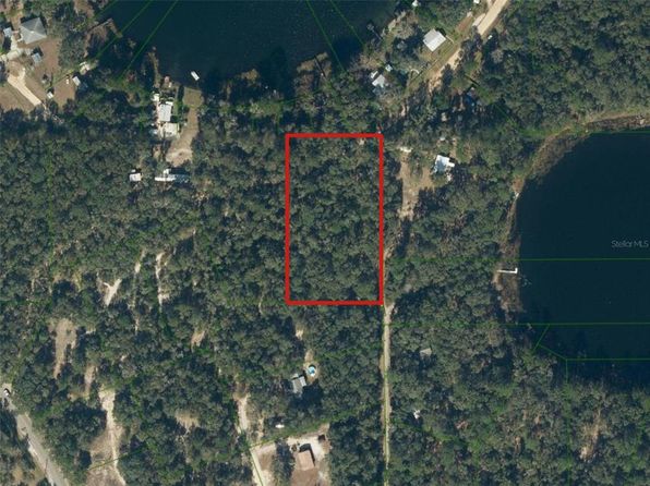 104 Sunset Ln, Interlachen, FL 32148