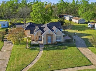 829 Bear Dr, Timpson, TX 75975