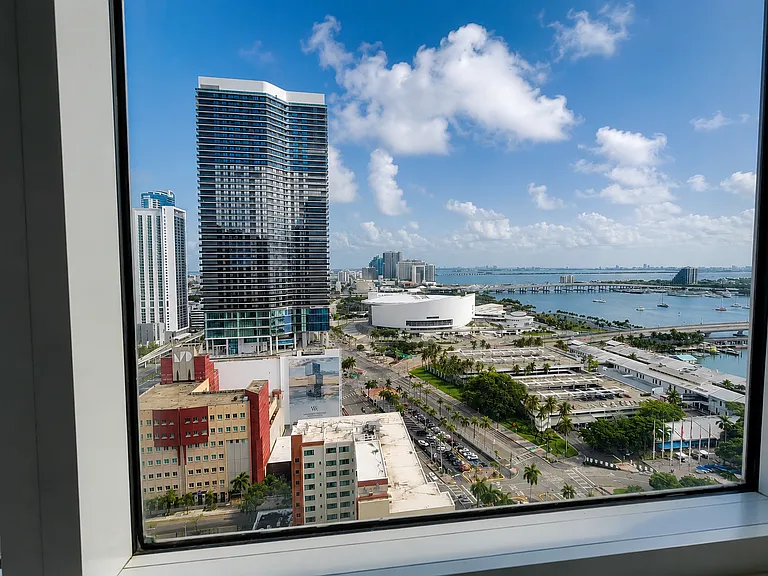 244 Biscayne Blvd #2608 — Photo 10