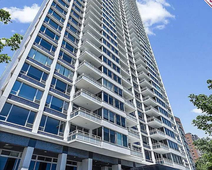 2 bed, 1400 sqft, $5,000 — Photo 1