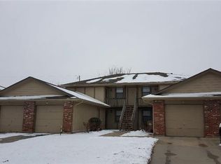 204 Sky Vue Dr #D & C, Raymore, MO 64083