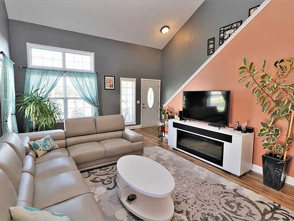3rd image of 3851 Northline Dr