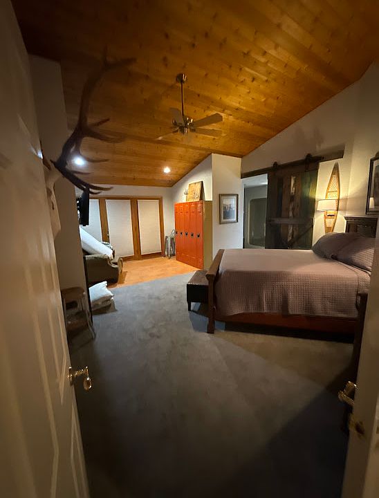 Master bed room