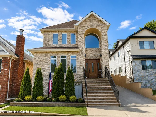 17 Russell St, Staten Island, NY 10308