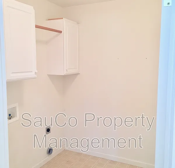 1861 SE 47th Ave — Photo 15