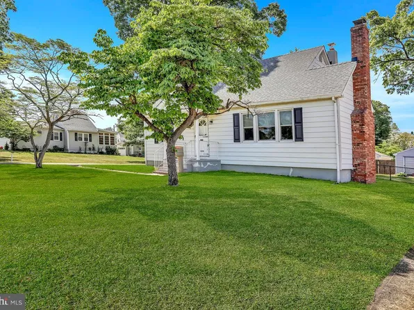 534 E 5th St, Florence, NJ 08518