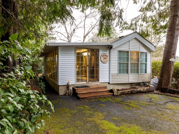 3700 N Highway 101 #16, Depoe Bay, OR 97341