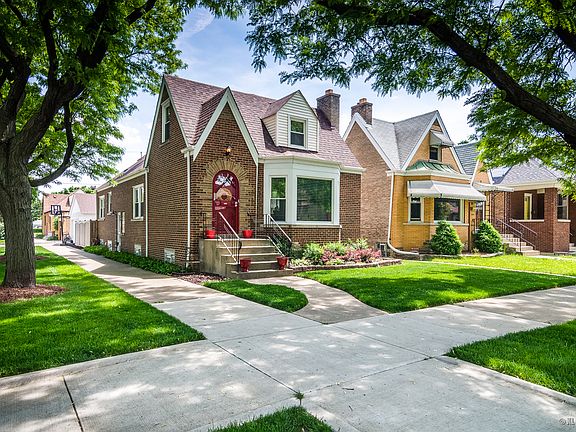 2nd image of 5043 N Marmora Ave