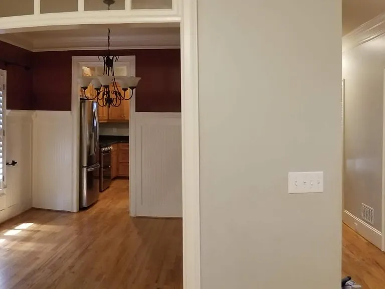 2804 White Oak Dr — Photo 4