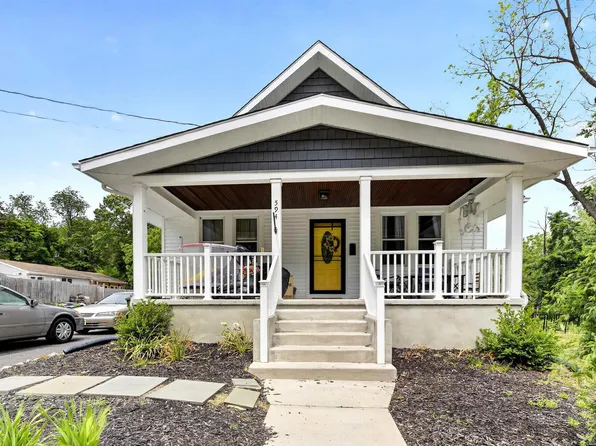 594 E Holly Ave, Pitman, NJ 08071