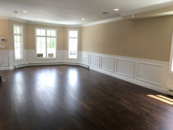 4th image of 10 Brighton Street