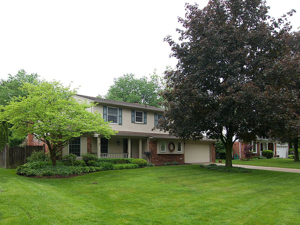 1st image of 15489 Fairlane Dr