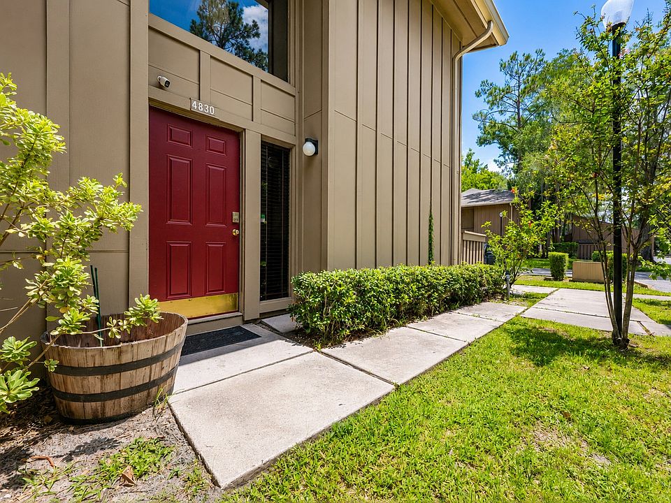 1st image of 4830 Pebble Beach Dr