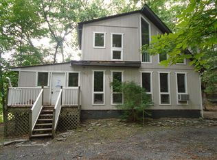1233 Salisbury Rd, Bushkill, PA 18324