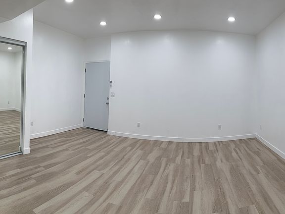 2nd image of 1813 11th St APT 3