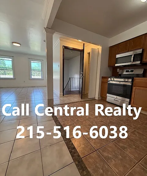3556 Woodhaven Rd #2 — Photo 4