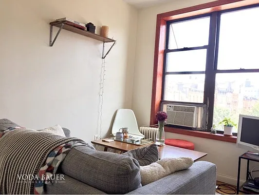 Rented by Voda Bauer Real Estate | media 8