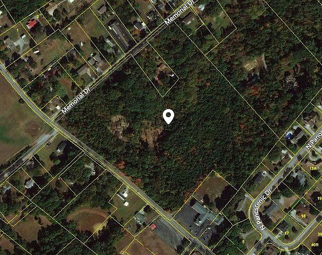 1st image of 110 Memorial Dr