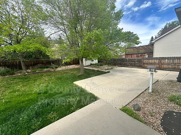 1427 McIntosh Ave — Photo 7