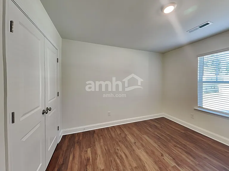 7416 Garrett Ct — Photo 23