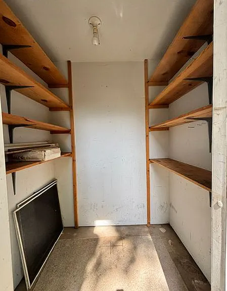 211 Hillside Ct — Photo 27